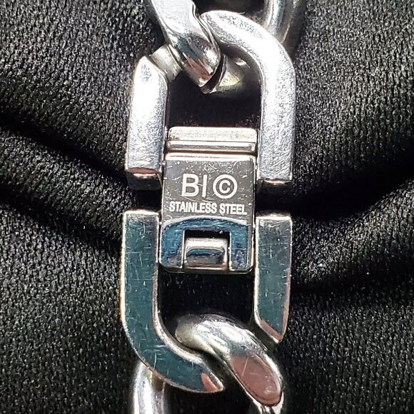 Mens Christian Blessed Cross Bracelet Engraved Stainless Steel Cuban Chain 8.25" - Picture 5 of 7